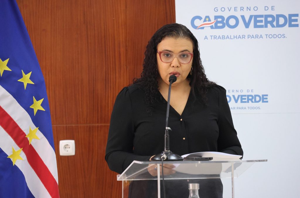 “Neste novo ano, reafirmo a confiança do Governo na capacidade das Forças Armadas de enfrentar os desafios que se apresentam” – Janine Lélis