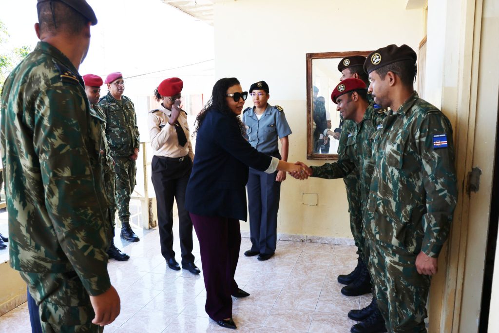 A Ministra de Estado e da Defesa Nacional, Janine Lélis esteve, este sábado, no Centro de Pupilos das Forças Armadas para um momento de convívio com os jovens e adolescentes
